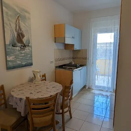Vesna Gradac (Split-Dalmatia)