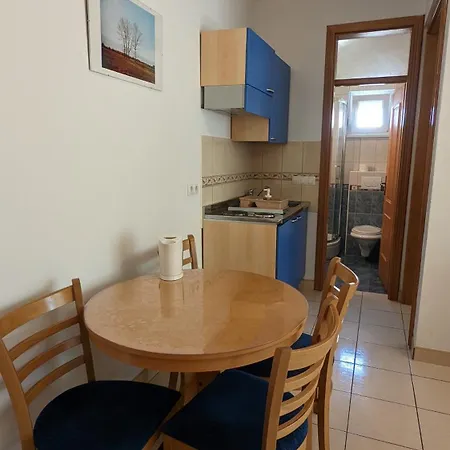 Vesna Gradac (Split-Dalmatia)