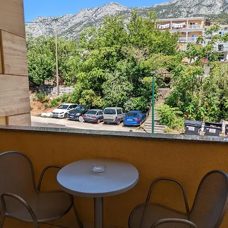 Vesna * Gradac (Split-Dalmatia)